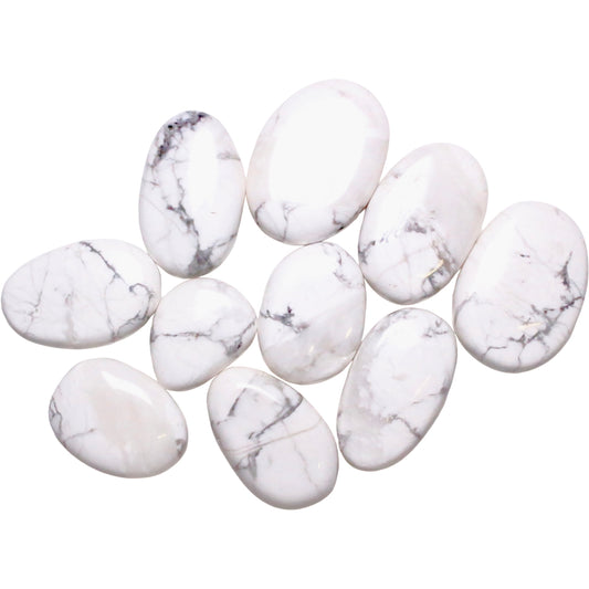 Ovales Cabochon in Howlite